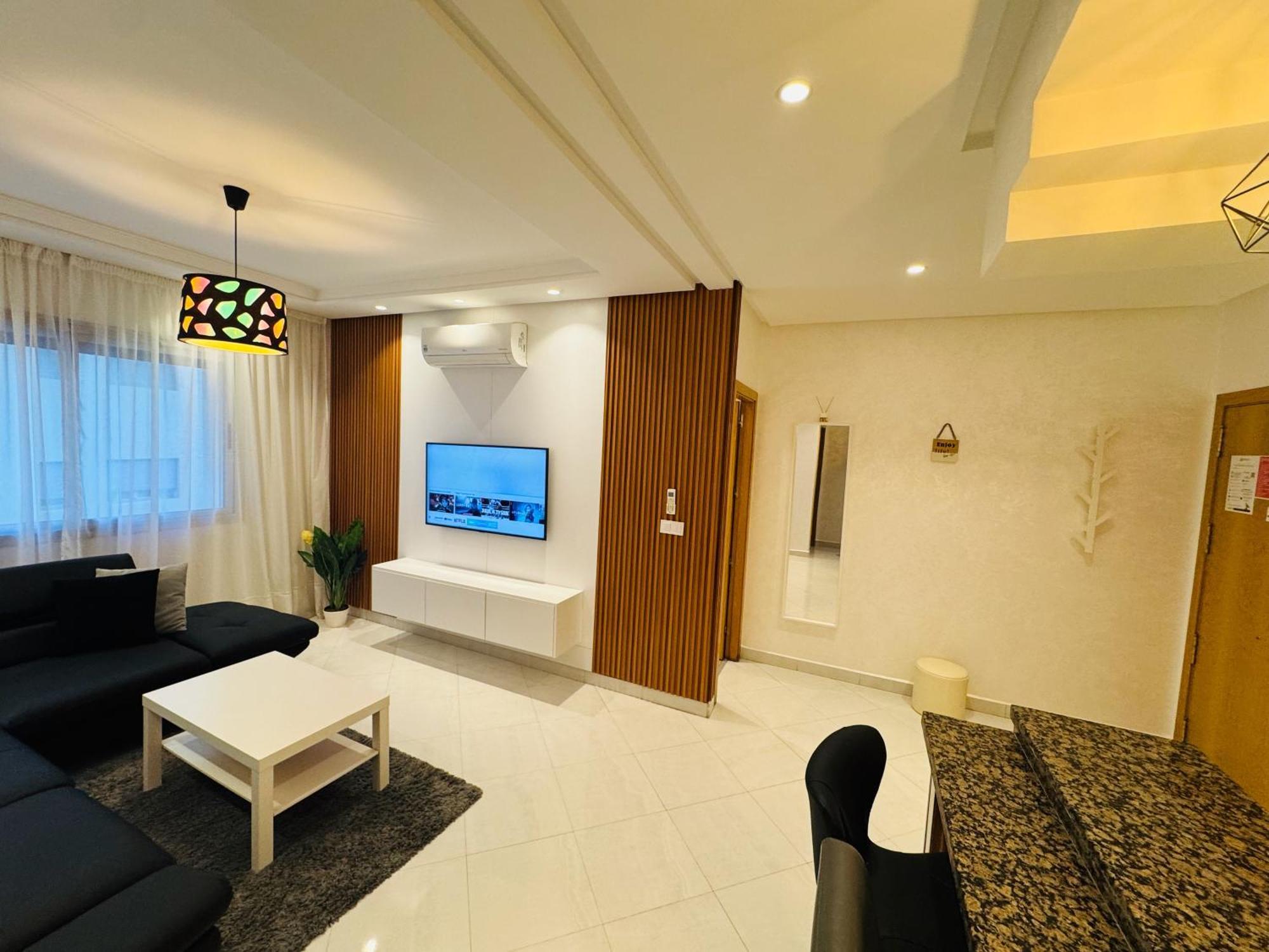 Modern Apartment In The Heart Of 탕헤르 외부 사진