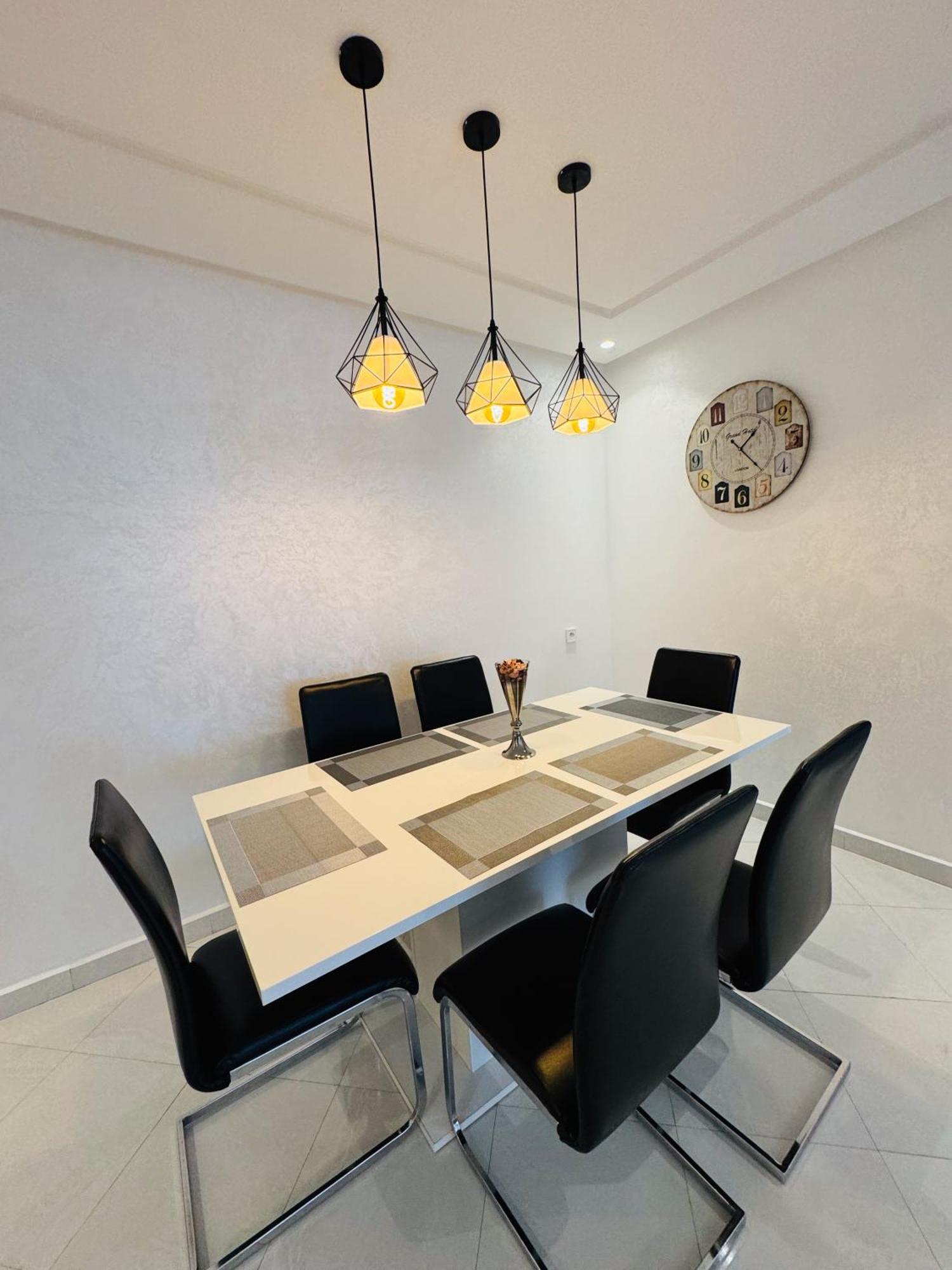 Modern Apartment In The Heart Of 탕헤르 외부 사진