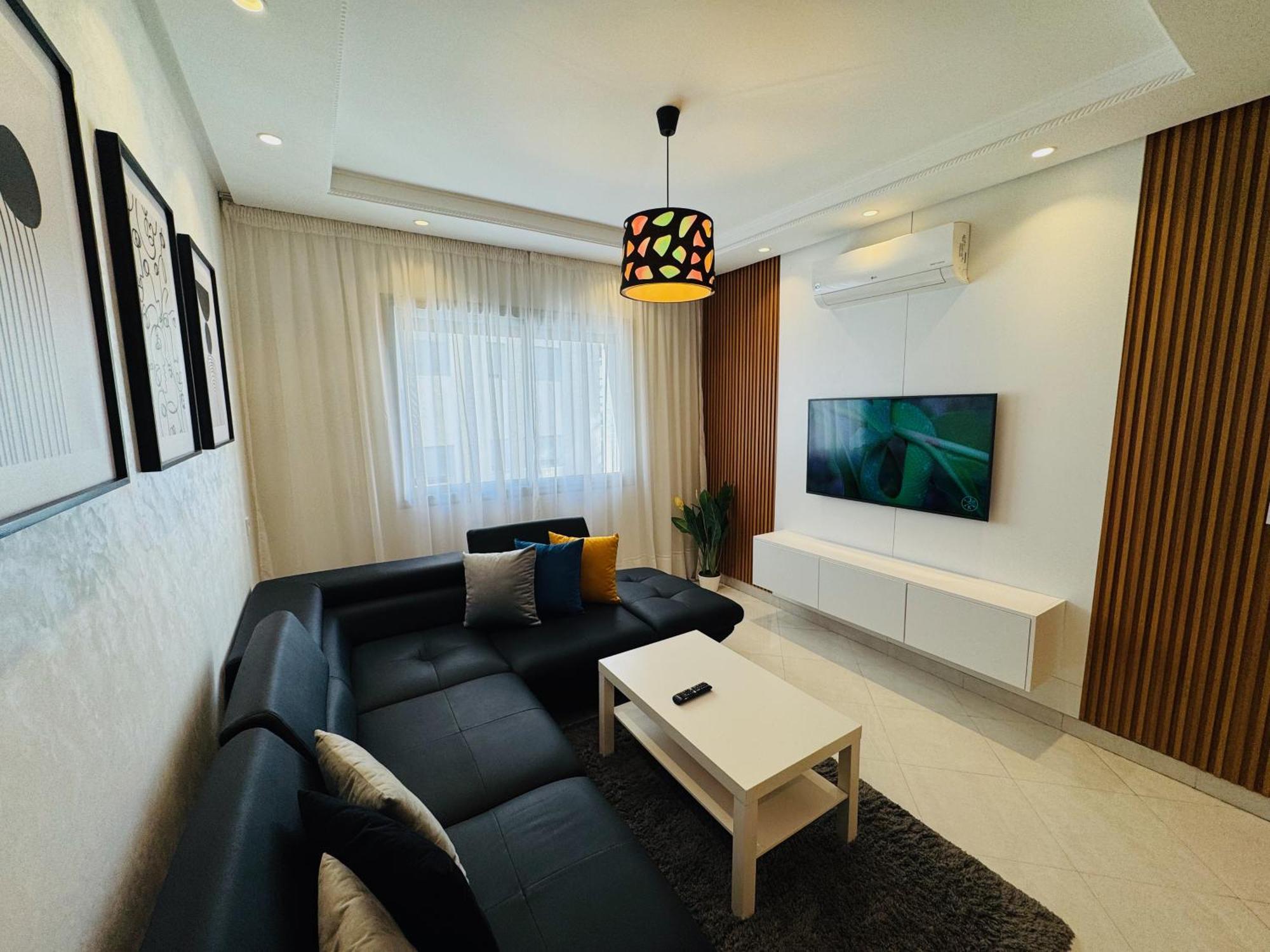 Modern Apartment In The Heart Of 탕헤르 외부 사진